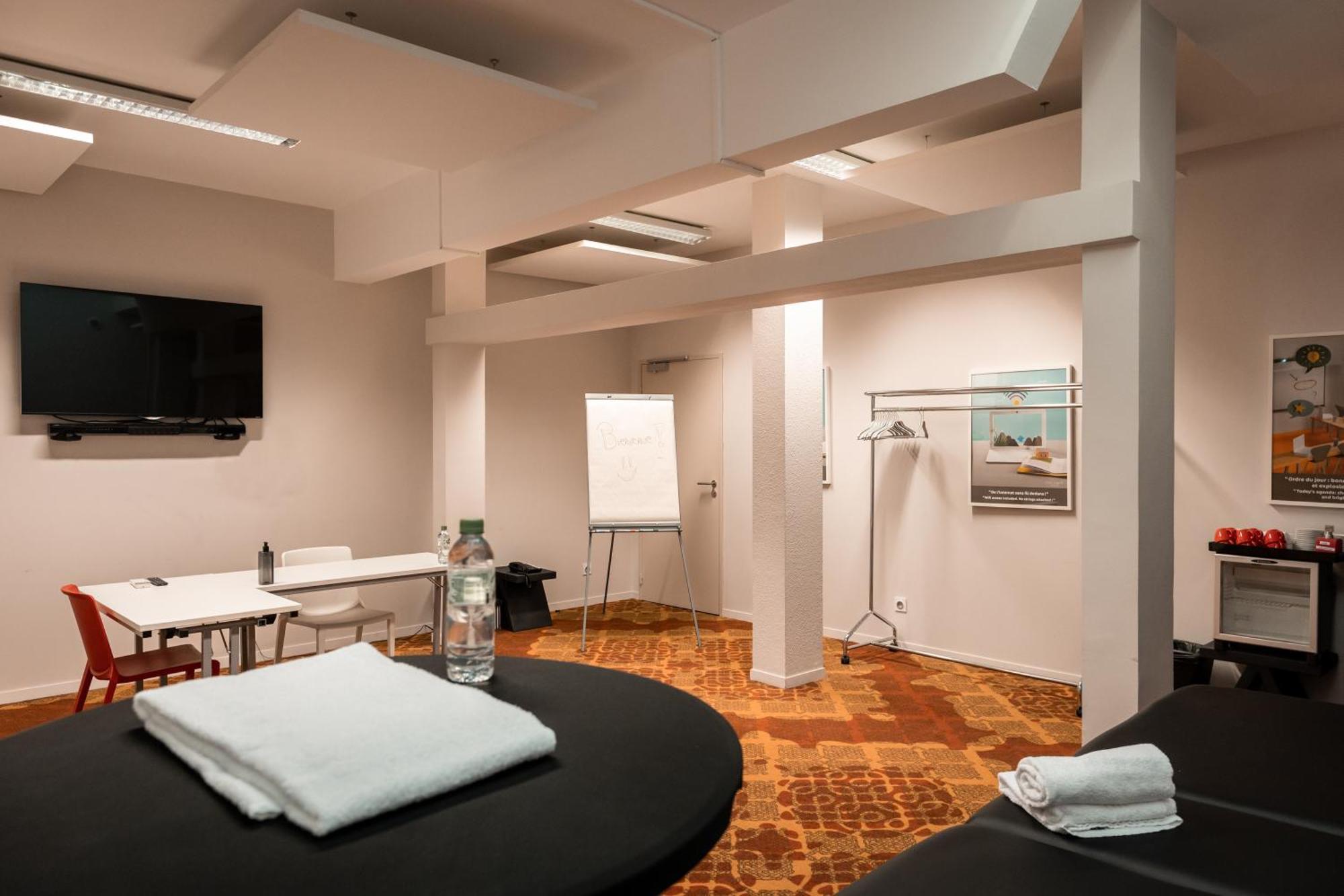 Hotel Ibis Styles Albi Centre Le Theatro Exterior foto